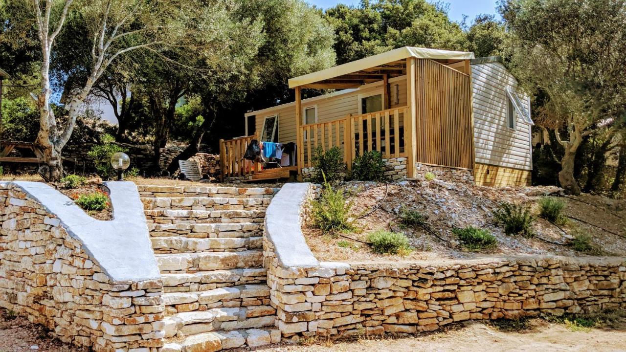 Camping Campo Di Liccia Bonifacio  Buitenkant foto