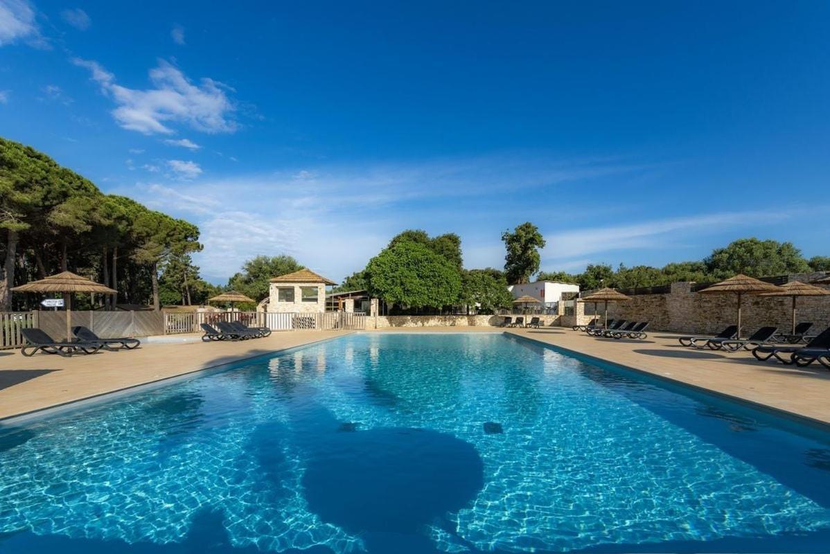 Camping Campo Di Liccia Bonifacio  Buitenkant foto