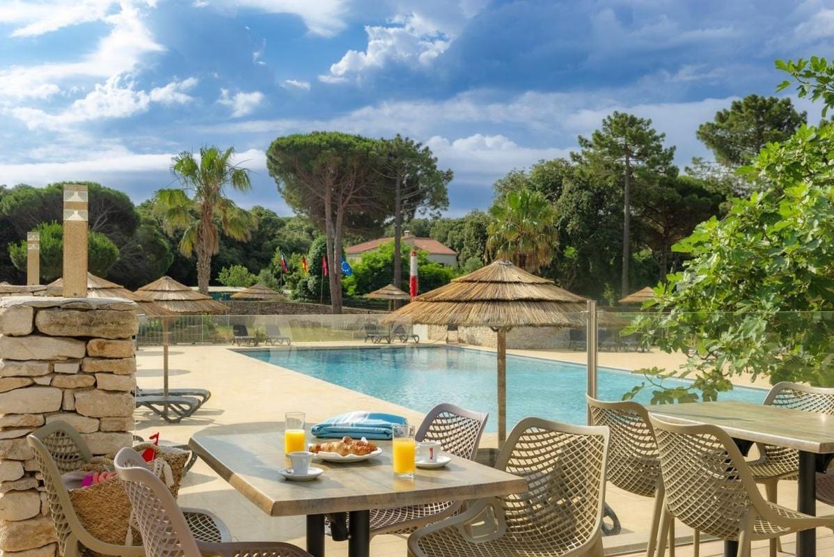 Camping Campo Di Liccia Bonifacio  Buitenkant foto