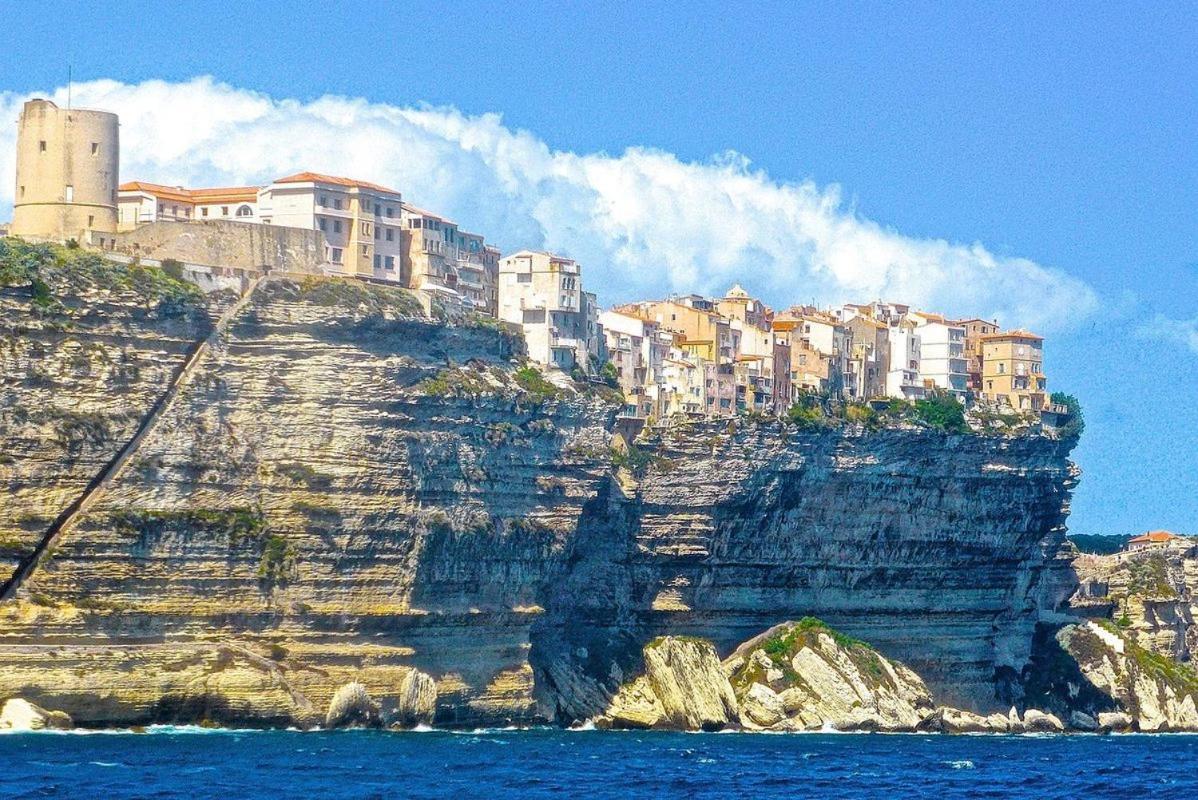 Camping Campo Di Liccia Bonifacio  Buitenkant foto